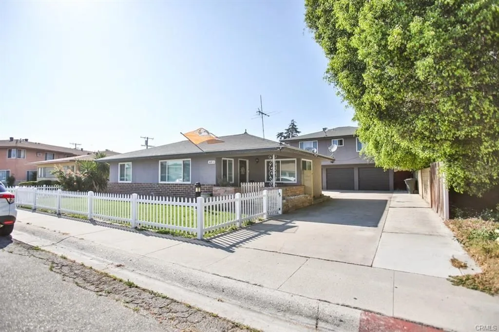 525 West Hampshire, Anaheim, CA 92805